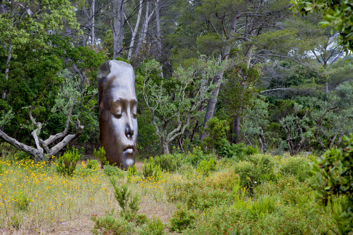 "Les trois Alchimistes", Jaume Plensa, 2018 Fondation Carmignac