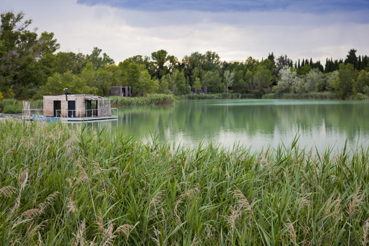 Cabane flottante Utopie, Coucoo Les Grands Cépages, Vaucluse, Provence. © Elodie Rothan