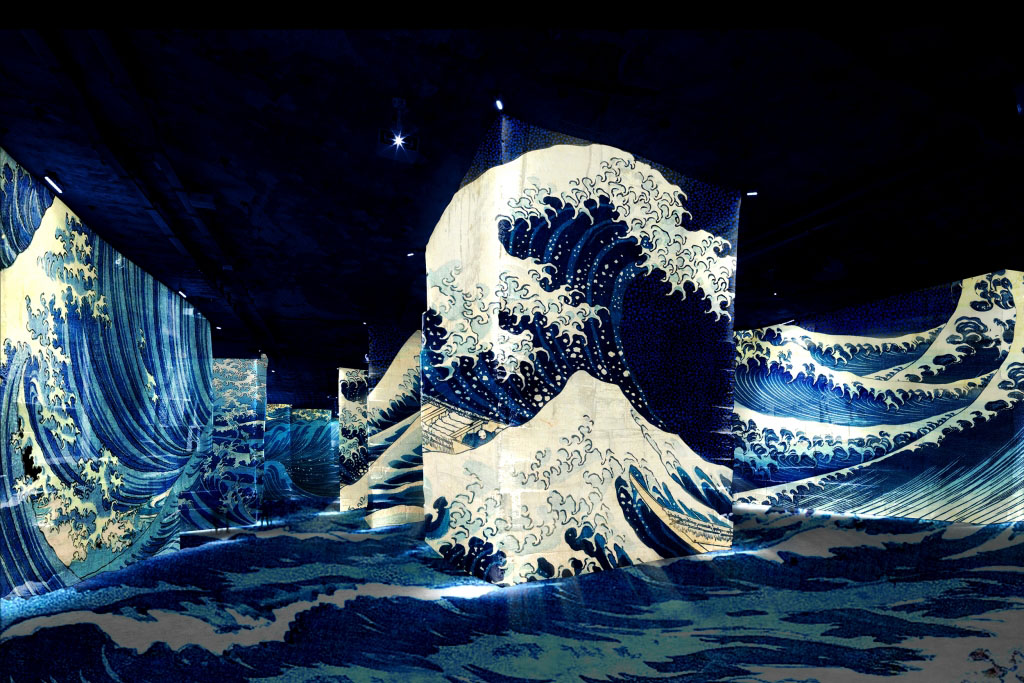 "Japon rêvé, images du monde flottant" aux Carrières de Lumières.